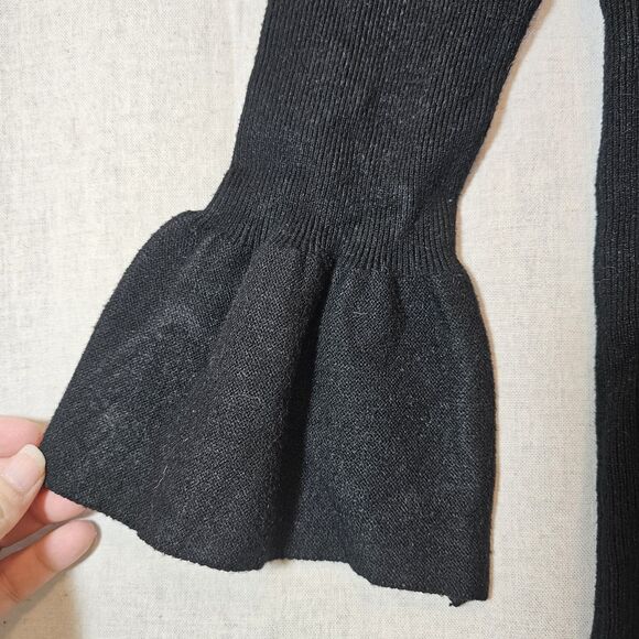 Sugarlips Luna Ruffle Cuff Long Bell Sleeve Shirt Black Top Sz M / L Boatneck - Picture 2 of 9